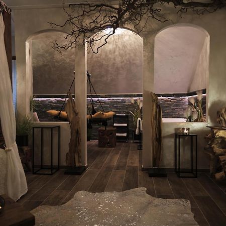 Sweet Poison Rooms Saarlouis Bagian luar foto