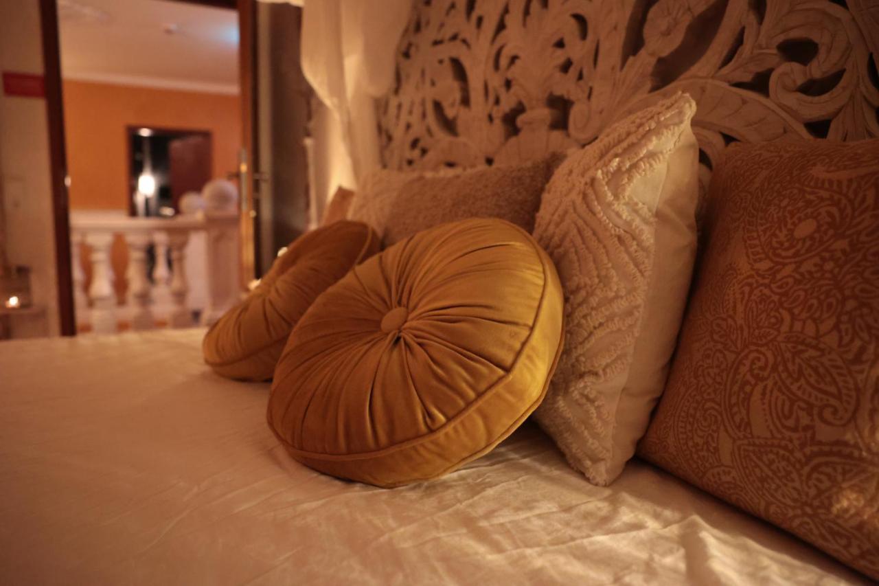 Sweet Poison Rooms Saarlouis Bagian luar foto