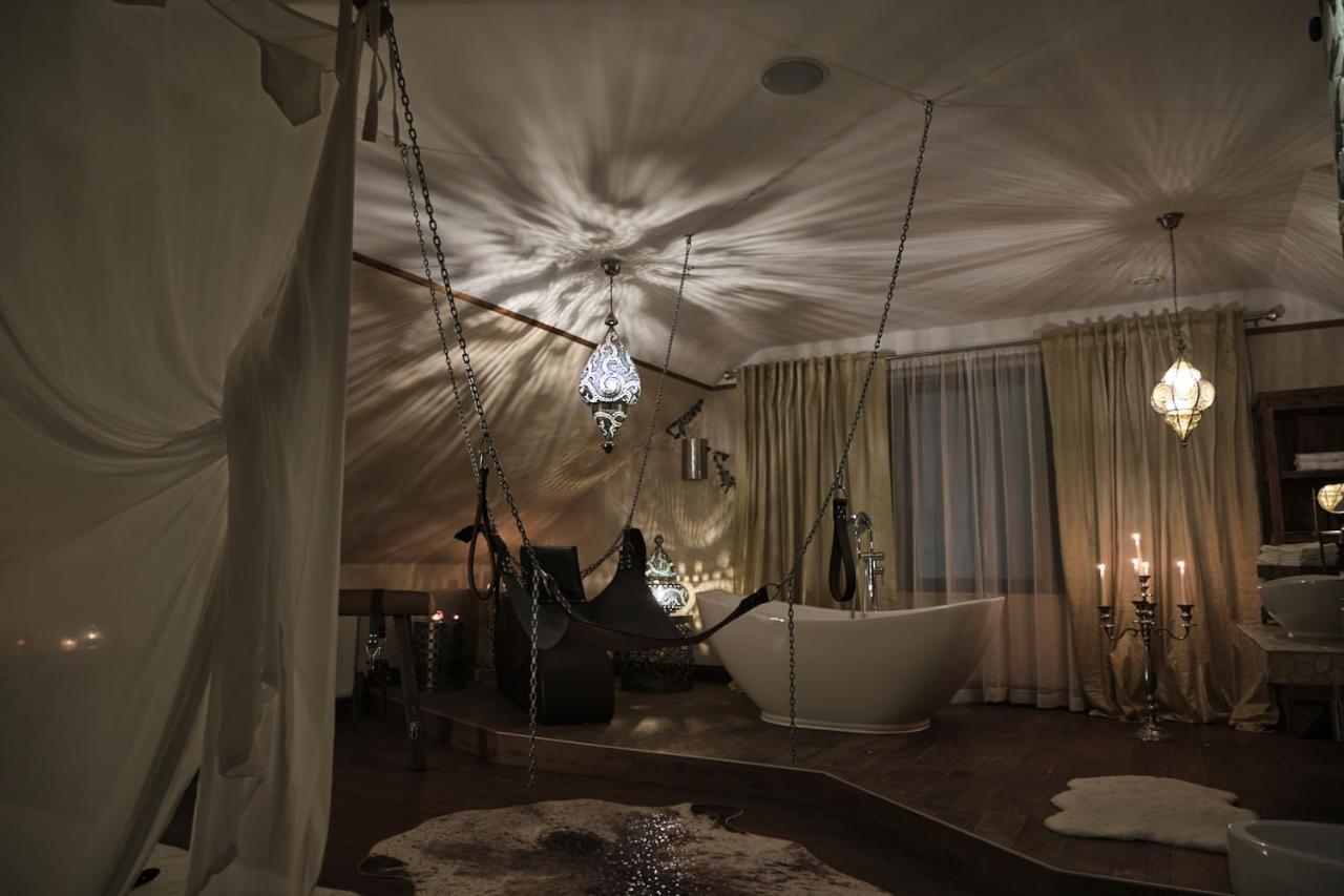 Sweet Poison Rooms Saarlouis Bagian luar foto